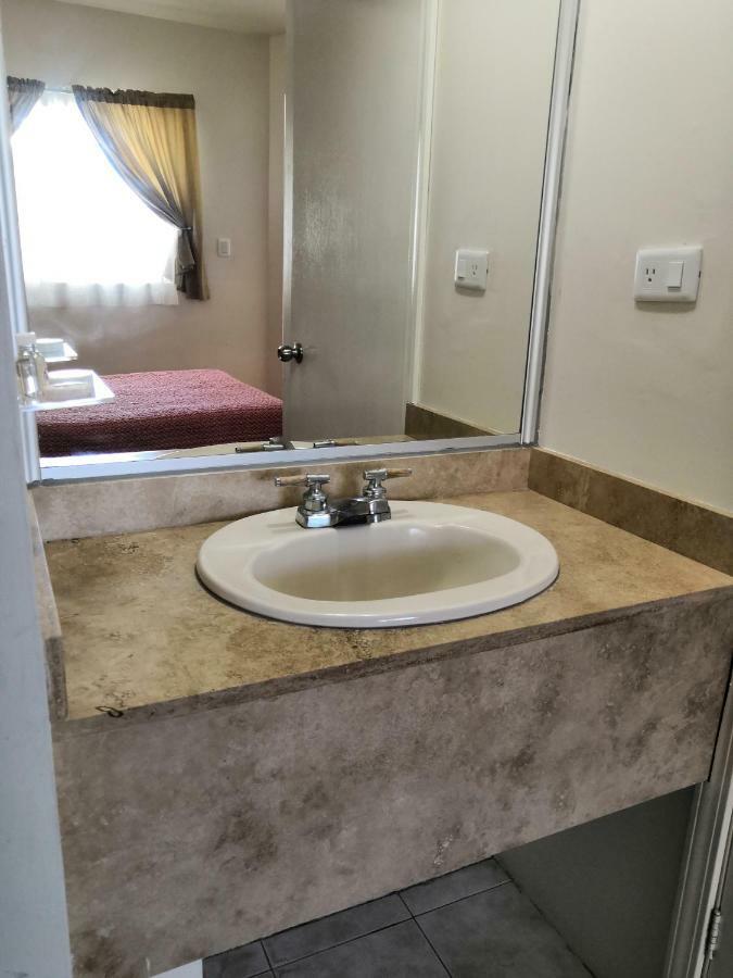 Ecosuites Chihuahua Bagian luar foto